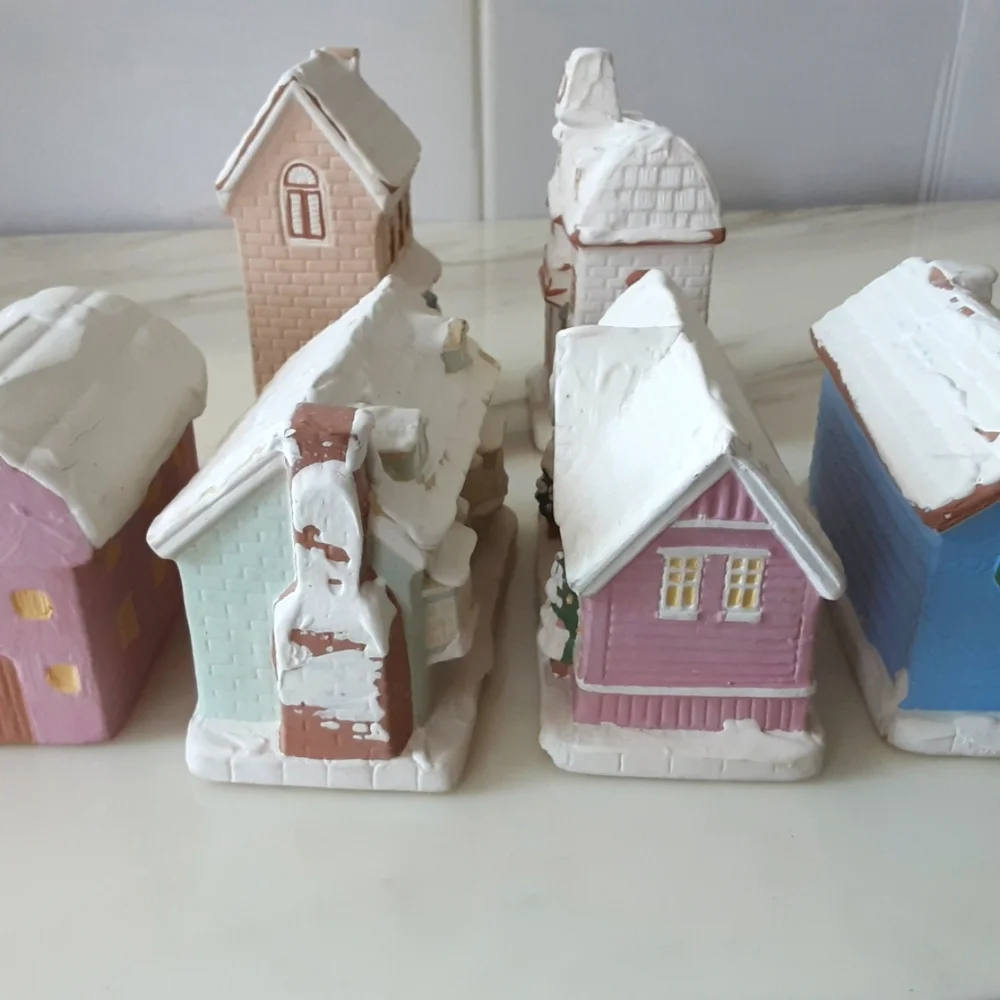 Christmas Snow Village Town Hall Tavern Station Barn Houses 6 Piece Set